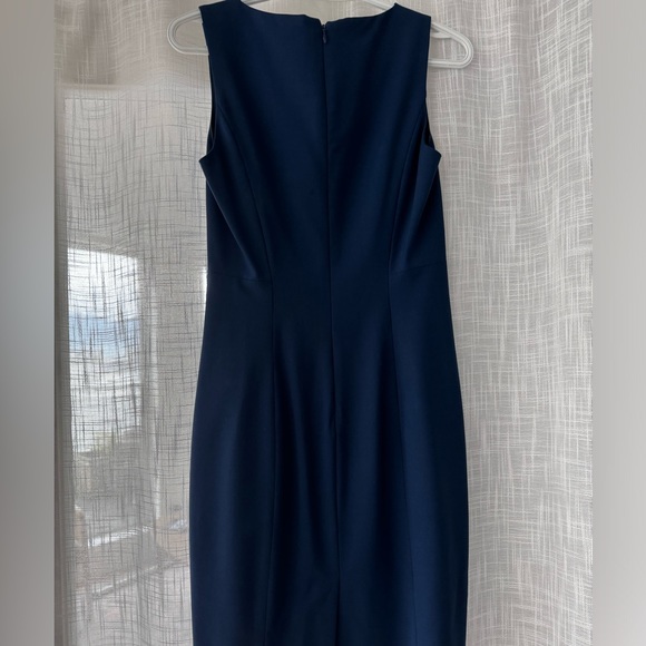 Theory | Blue Sleeveless Fitted Dress - Picture 4 of 5